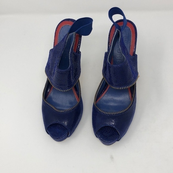 Alexander McQueen Blue Snakeskin Peep Toe Skull Zip Slingback Heels size 34 - Picture 6 of 7